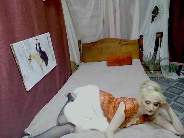 KatrinExcite webcam