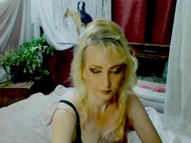 KatrinExcite webcam
