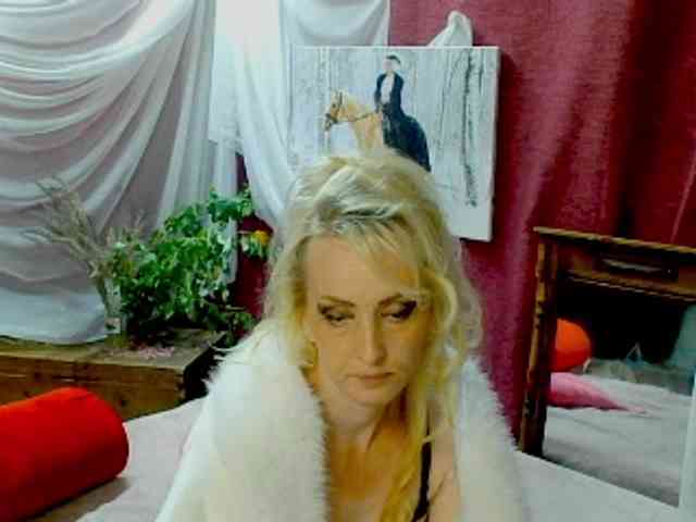 KatrinExcite webcam
