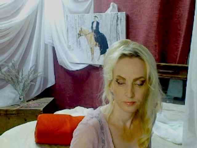 KatrinExcite webcam
