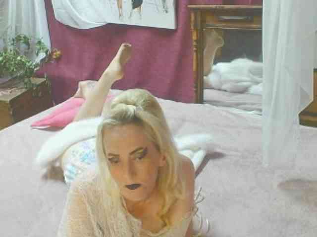 KatrinExcite webcam