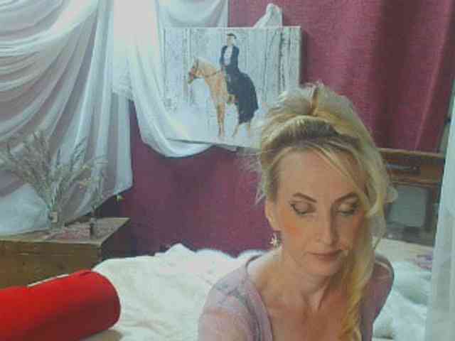 KatrinExcite webcam