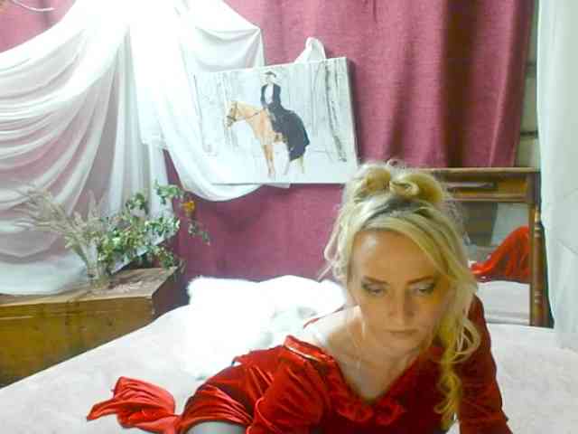 KatrinExcite webcam