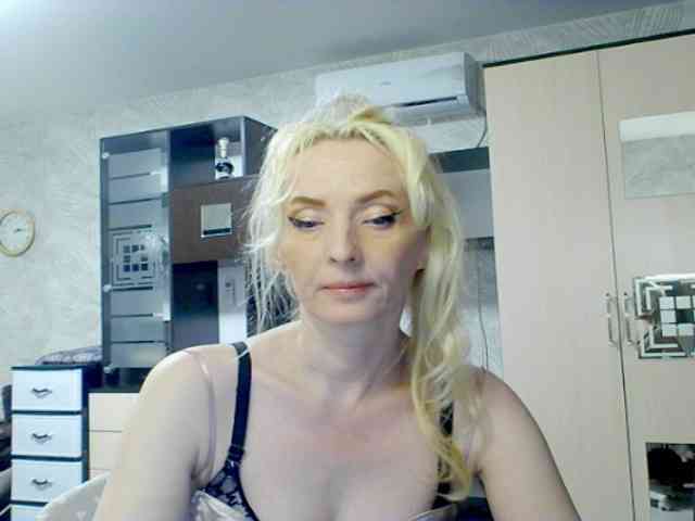 KatrinExcite webcam