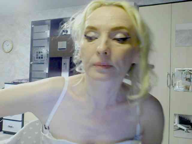 KatrinExcite webcam