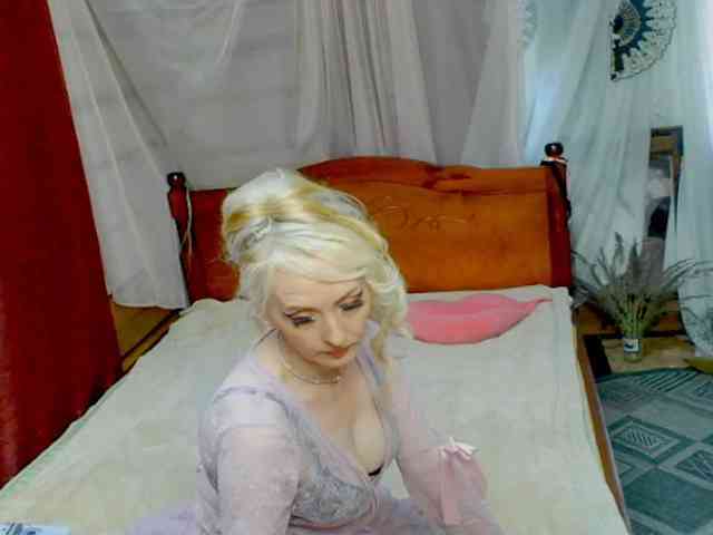 KatrinExcite webcam