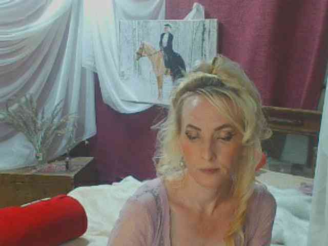 KatrinExcite webcam