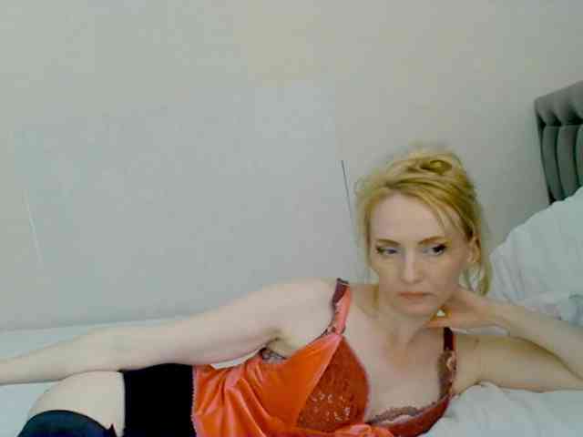 KatrinExcite Live Webcam on BongaCams