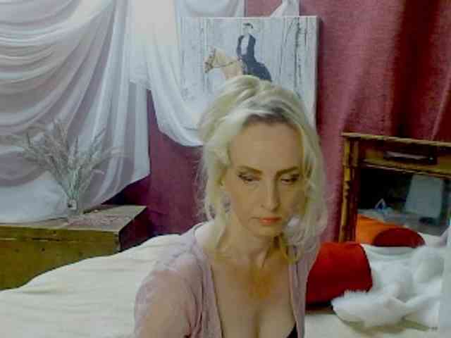 KatrinExcite webcam