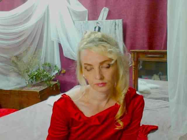 KatrinExcite webcam