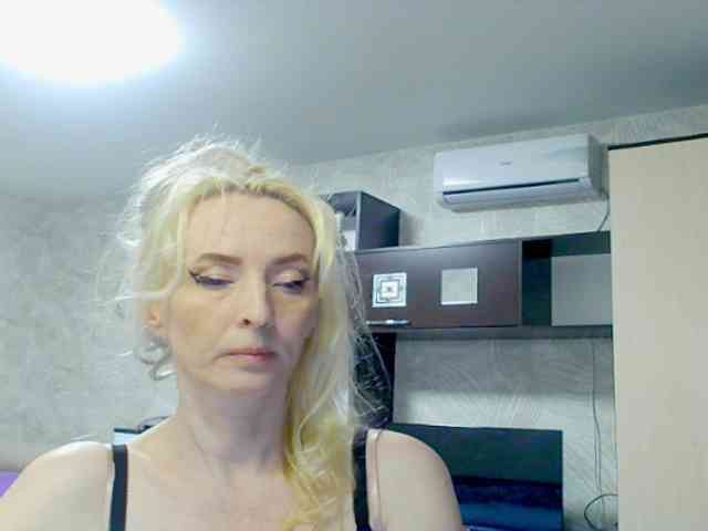 KatrinExcite webcam