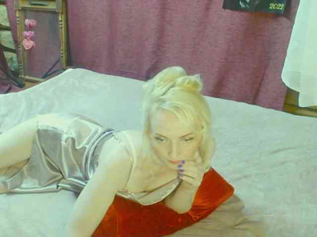 KatrinExcite webcam