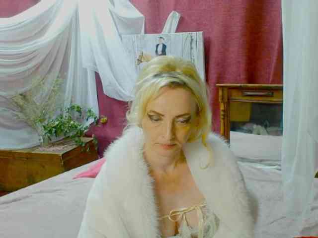 KatrinExcite webcam