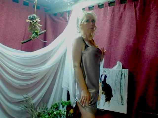 KatrinExcite webcam