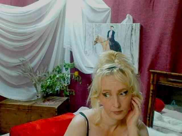 KatrinExcite webcam