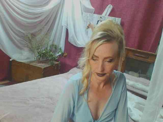 KatrinExcite webcam
