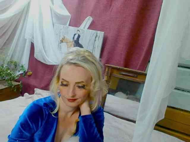 KatrinExcite webcam