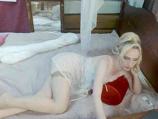 KatrinExcite webcam