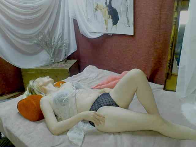 KatrinExcite webcam