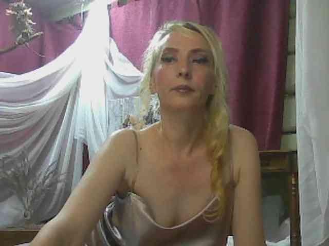 KatrinExcite webcam