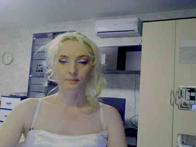 KatrinExcite webcam