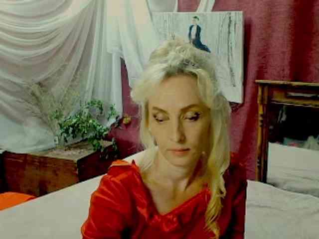 KatrinExcite webcam