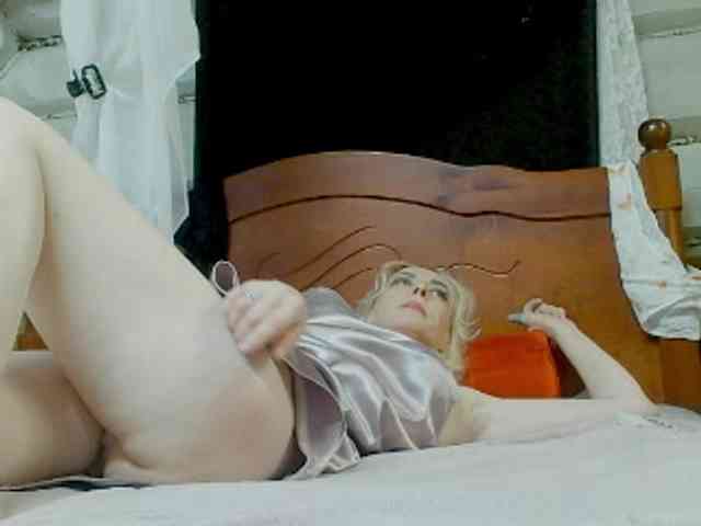 KatrinExcite webcam