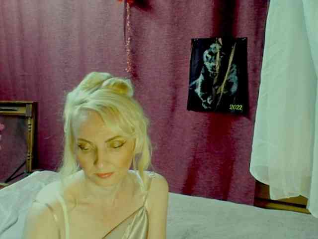 KatrinExcite webcam