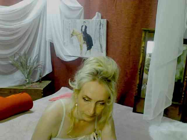 KatrinExcite webcam