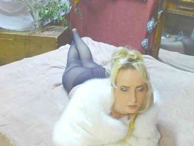 KatrinExcite webcam