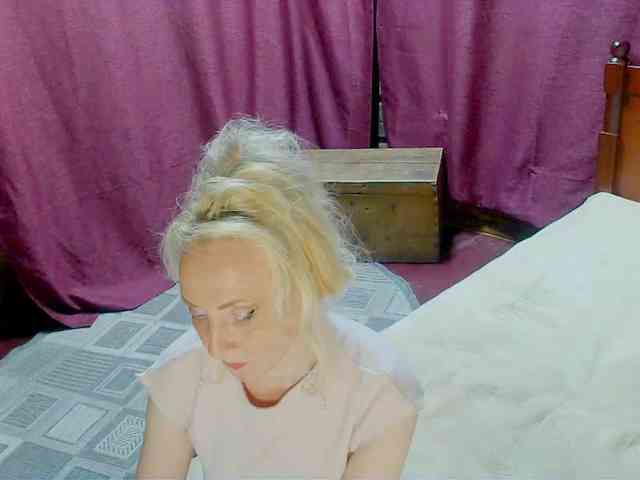 KatrinExcite webcam