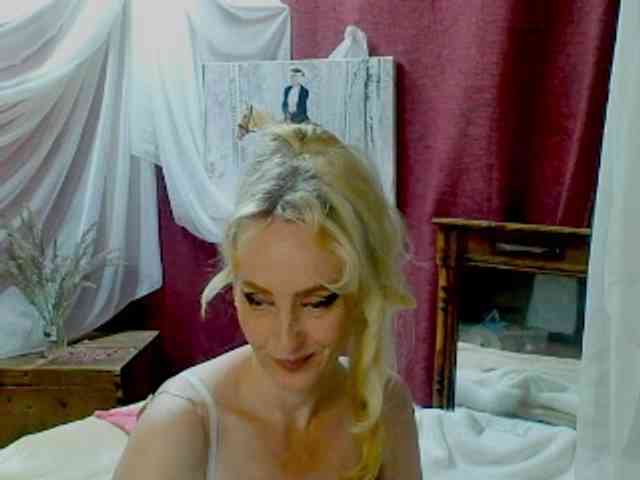KatrinExcite webcam