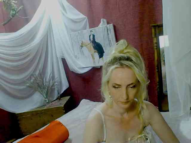 KatrinExcite webcam
