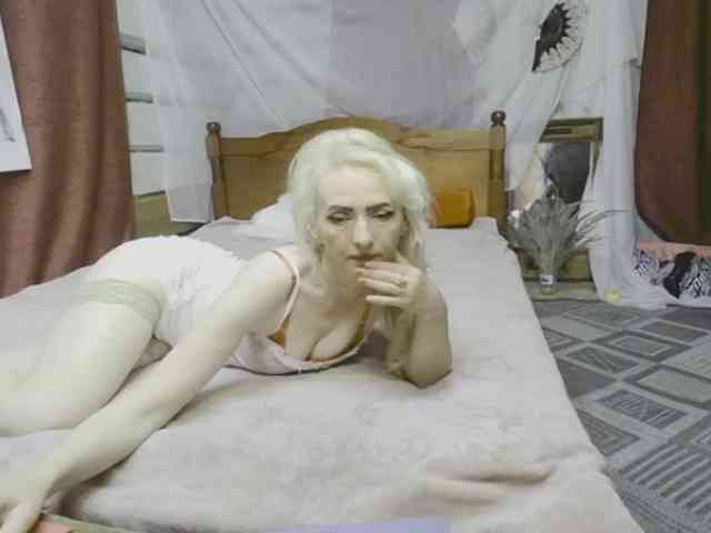 KatrinExcite webcam