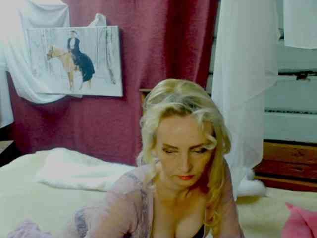 KatrinExcite webcam