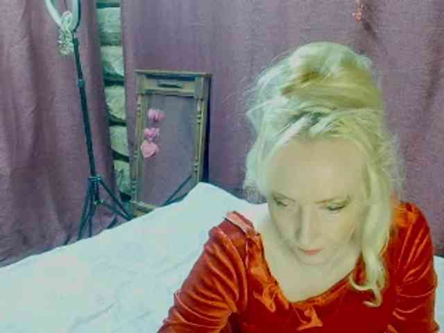KatrinExcite webcam