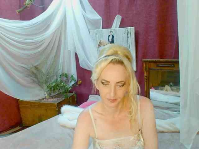 KatrinExcite webcam