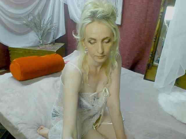 KatrinExcite webcam
