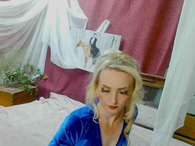 KatrinExcite webcam