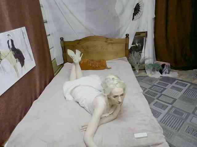 KatrinExcite webcam