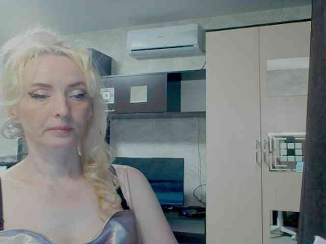 KatrinExcite webcam