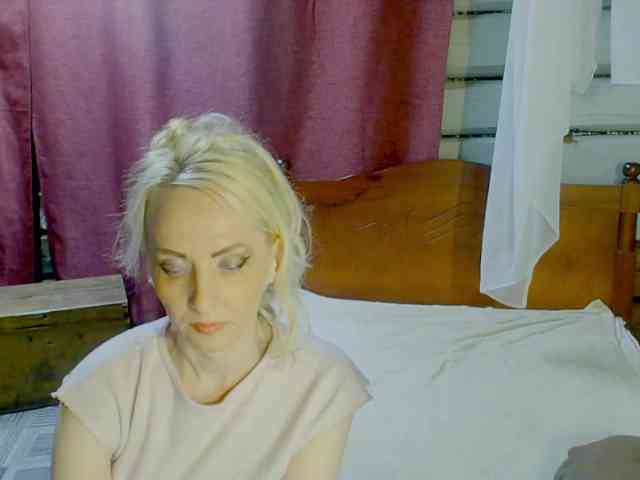 KatrinExcite webcam