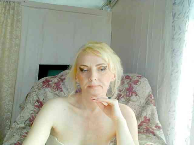 KatrinExcite webcam