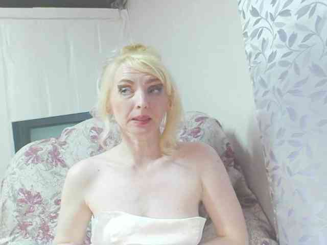 KatrinExcite webcam