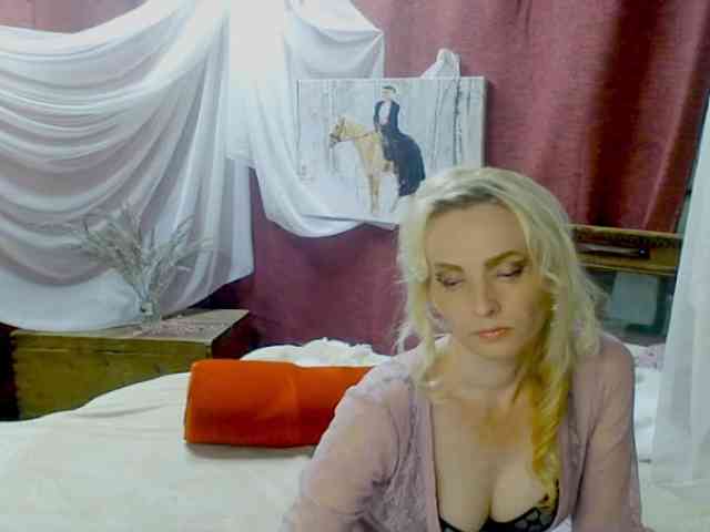 KatrinExcite webcam