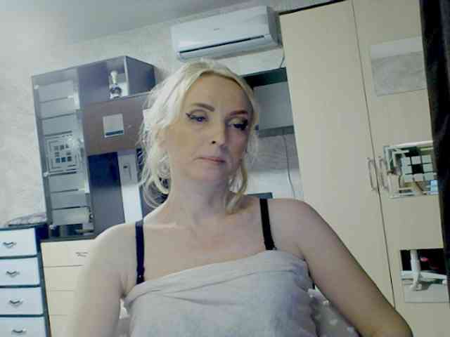 KatrinExcite webcam