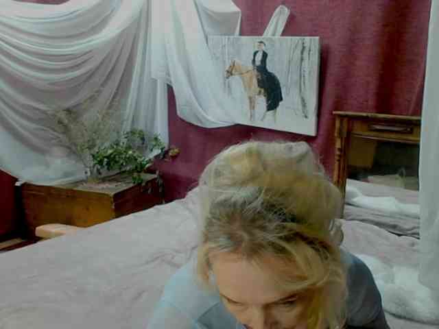 KatrinExcite webcam