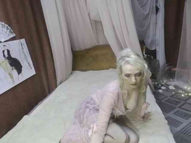 Model: KatrinExcite