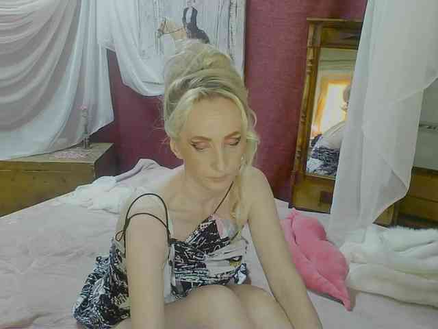 KatrinExcite webcam