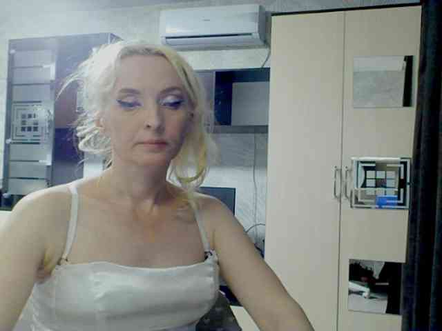 KatrinExcite webcam